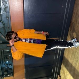 Meet your Posher, Cash